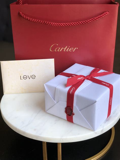 cartier gifts under 200.